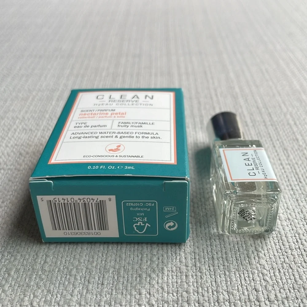 CLEAN RESERVE H2EAU Nectarine Petal mini rollerball